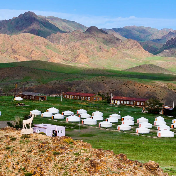 Khanbogd Tourist Camp