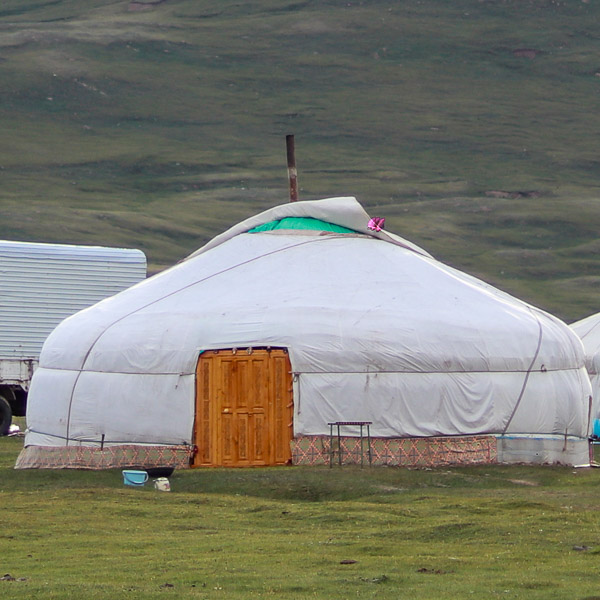 Nairamdlinn Tsast Orgil Ger Camp